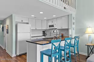918 N New River Dr, Surf City, NC 28445 - Photo 8