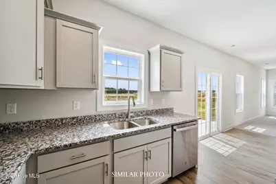 725 Regiment Road, Jacksonville, NC 28546 - Photo 12