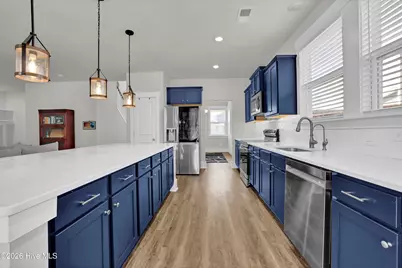 512 Edgewater Way, Surf City, NC 28445 - Photo 6