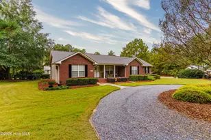 144 Edgewater Dr, Seven Lakes, NC 27376 - Photo 2