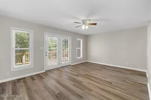 123 Jackson Ave, Emerald Isle, NC 28594 - Photo 10