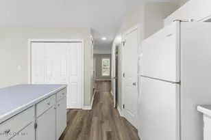 123 Jackson Ave, Emerald Isle, NC 28594 - Photo 6