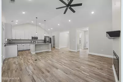 4 Pineridge Court, Carolina Shores, NC 28467 - Photo 12
