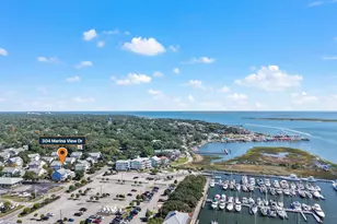 304 Marina View Dr, Southport, NC 28461 - Photo 36