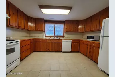 1716 Peartree Road, Elizabeth City, NC 27909 - Photo 6