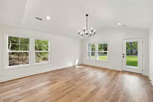 484 Cherokee Rd, Southport, NC 28461 - Photo 6