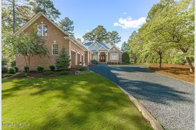 18 Whithorn Court, Pinehurst, NC 28374 - Photo 2