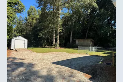 210 N First Avenue, New Bern, NC 28560 - Photo 22