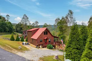 140 Carolina Fox Cir, Murphy, NC 28906 - Photo 1