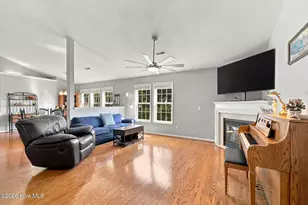116 Mulberry Cir, Hampstead, NC 28443 - Photo 4