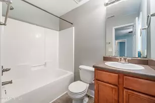 414 Glenhaven Ln, Jacksonville, NC 28546 - Photo 8