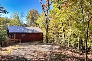 387 Dawsons Ln, Murphy, NC 28906 - Photo 2
