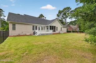 8900 Champion Hills Dr, Wilmington, NC 28411 - Photo 6