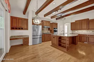 405 Moss Tree Dr, Wilmington, NC 28405 - Photo 6
