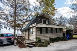 3002 Canal Cove Rd, Lake Waccamaw, NC 28450 - Photo 2