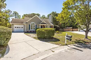 915 Turgotine Ln, Wilmington, NC 28412 - Photo 2