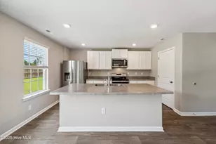 1140 Carteret Mnr Dr, Jacksonville, NC 28546 - Photo 6