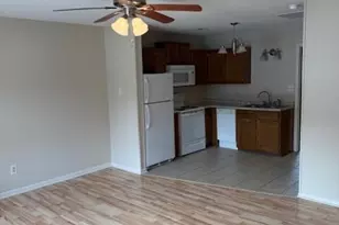 2002 Countrywood Blvd, Jacksonville, NC 28540 - Photo 4