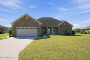 58 Windsor Ct, Hampstead, NC 28443 - Photo 2