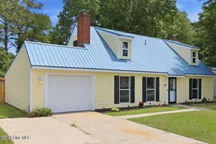 105 Woodside Ct, Jacksonville, NC 28546 - Photo 1