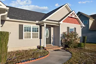 108 Prospect Dr, Richlands, NC 28574 - Photo 2
