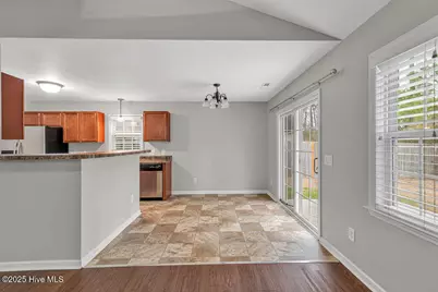 713 Savannah Drive, Jacksonville, NC 28546 - Photo 6
