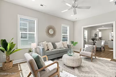 1910 Oak Street, Wilmington, NC 28401 - Photo 2