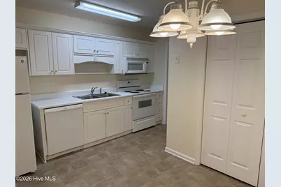 526 Edgecliff Lane, Evans, GA 30809 - Photo 6