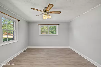 909 Austin Street, Hamlet, NC 28345 - Photo 14