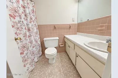 1305 Jones Circle, Laurinburg, NC 28352 - Photo 14