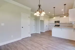 1056 Burlington Dr, Augusta, GA 30909 - Photo 6