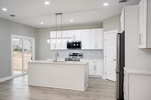 4358 Creekview Dr, Hephzibah, GA 30815 - Photo 6