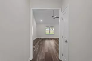 8213 Snelling Dr, Aiken, SC 29803 - Photo 6