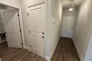 1096 Primrose Dr, North Augusta, SC 29860 - Photo 4