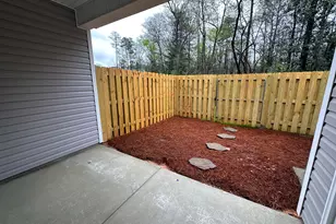 617 Caroline Ct, North Augusta, SC 29841 - Photo 4