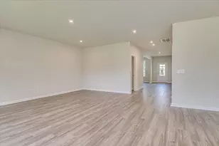 4393 Hartshorn Cir, Aiken, SC 29801 - Photo 6