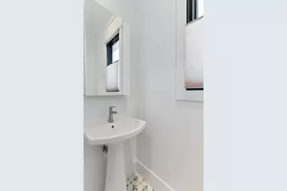 669 Arnold Lane, Saint Simons, GA 31522 - Photo 18