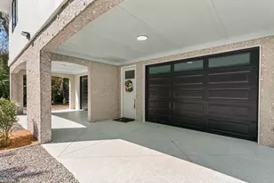 669 Arnold Ln, Saint Simons, GA 31522 - Photo 2