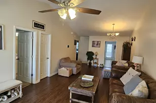 1729 Elizabeth St, Augusta, GA 30909 - Photo 2