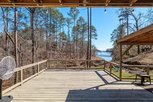 137 Memorial Dr, McCormick, SC 29835 - Photo 8