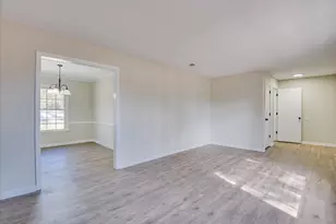 2101 Rosier Rd, Augusta, GA 30906 - Photo 12