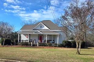 407 Russell St, Wrens, GA 30833 - Photo 4