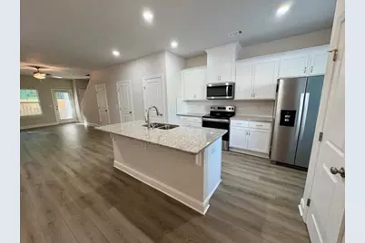 655 Caroline Court, North Augusta, SC 29841 - Photo 2