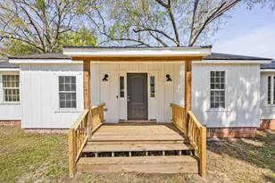 2381 Franklin St, Augusta, GA 30906 - Photo 2