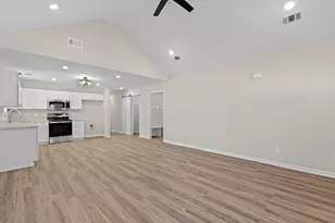 631 Clary St, Thomson, GA 30824 - Photo 10