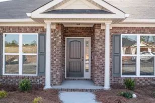 2729 Inverness Dr, Hephzibah, GA 30815 - Photo 2