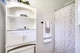 102 Peachtree St, Wrens, GA 30833 - Photo 18