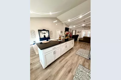 169 E Sheppard Street, Stapleton, GA 30823 - Photo 10