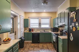727 Harvey St, Millen, GA 30442 - Photo 38