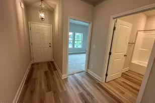 1071 Bobbye Dr, North Augusta, SC 29841 - Photo 2